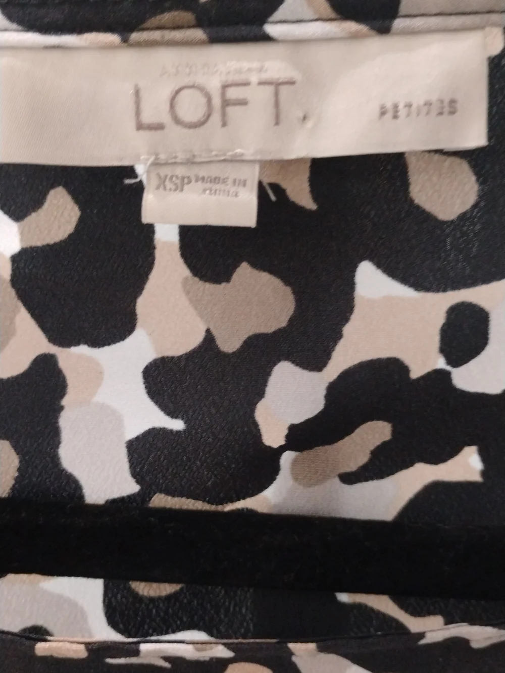 LOFT Leopard Print Puff-Sleeve Blouse in Black and Cream SZ XS P